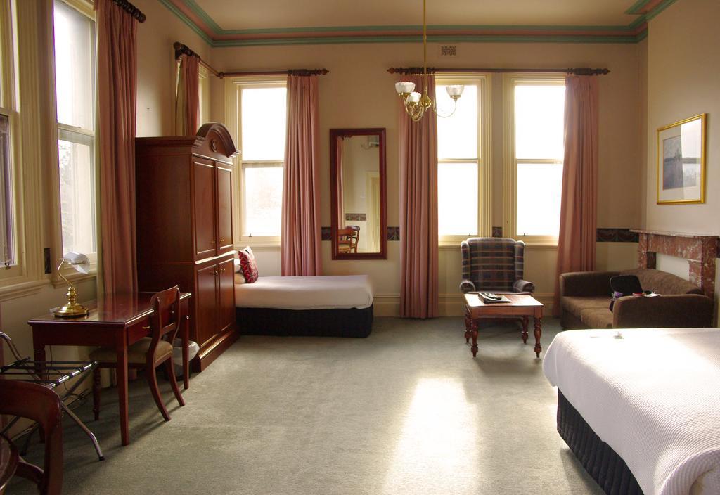 The Hotel Shamrock Бендиго Екстериор снимка